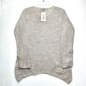 NWT Misell woman's medium beige soft long sleeve v neck sweater